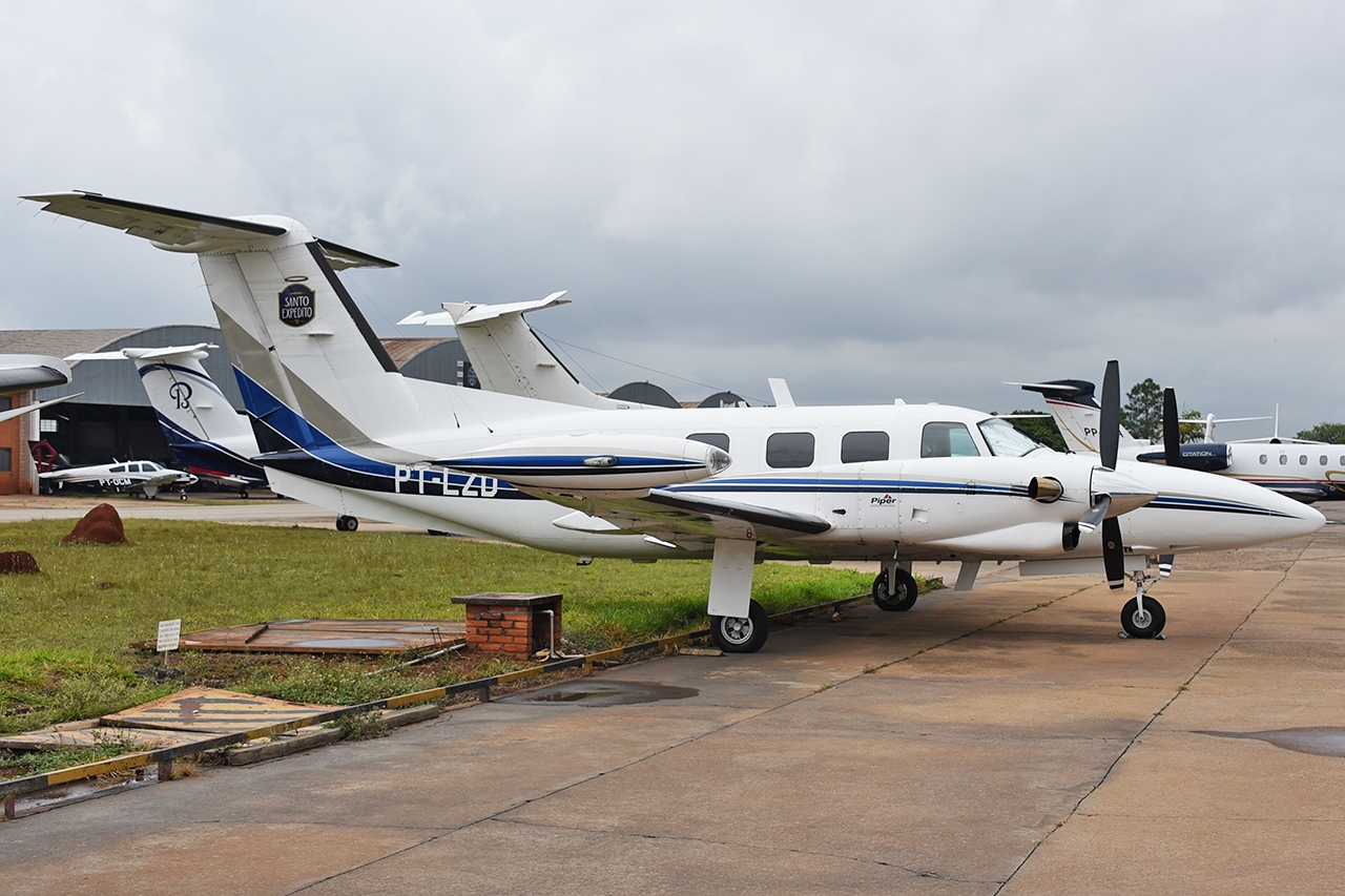 PT-LZD - Piper PA-42-720 Cheyenne IIIA